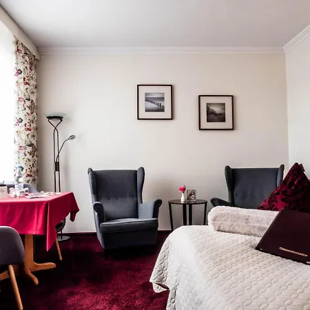 Hotel Garni & 3*