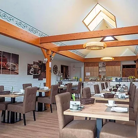 Garni & Otel